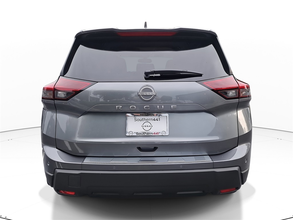 2026 Nissan Rogue SV photo 3