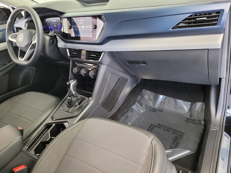 2023 Volkswagen Taos SE photo 15