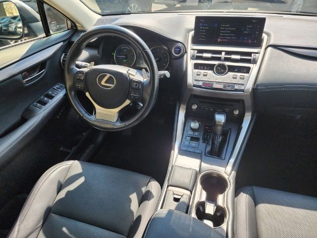 2019 Lexus NX 300h Luxury photo 30