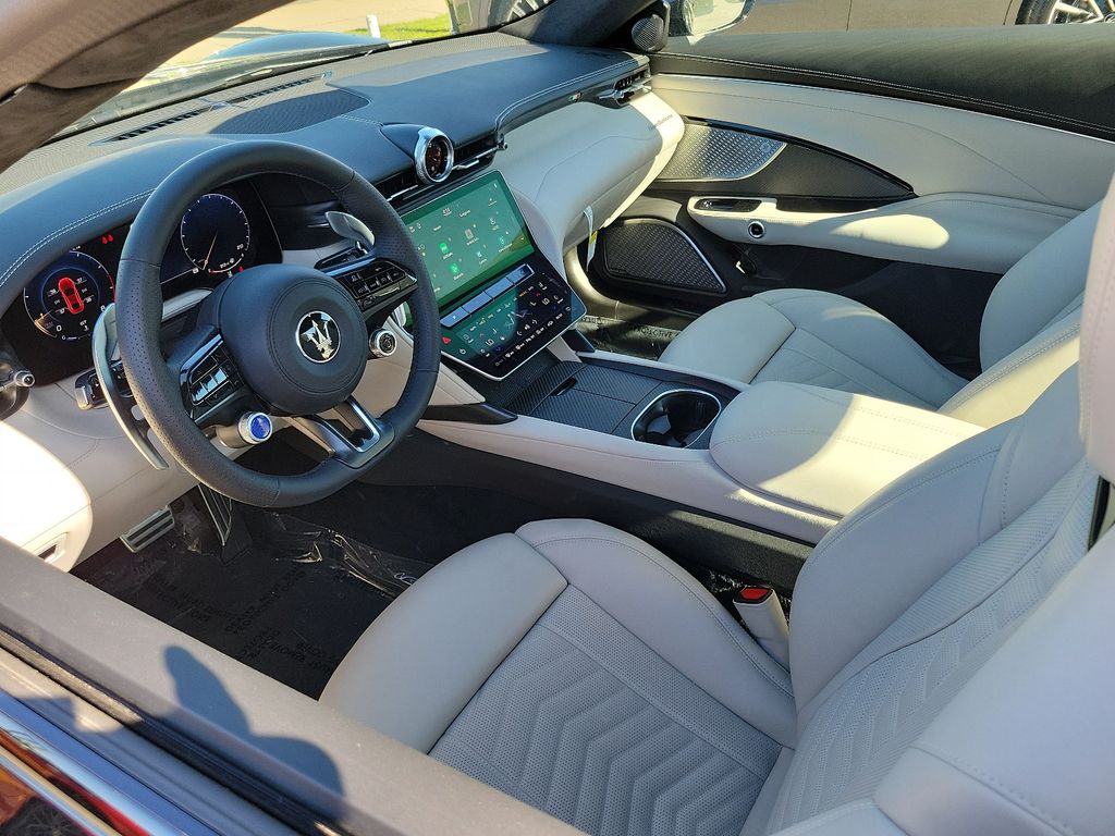 2024 Maserati Granturismo Trofeo photo 4
