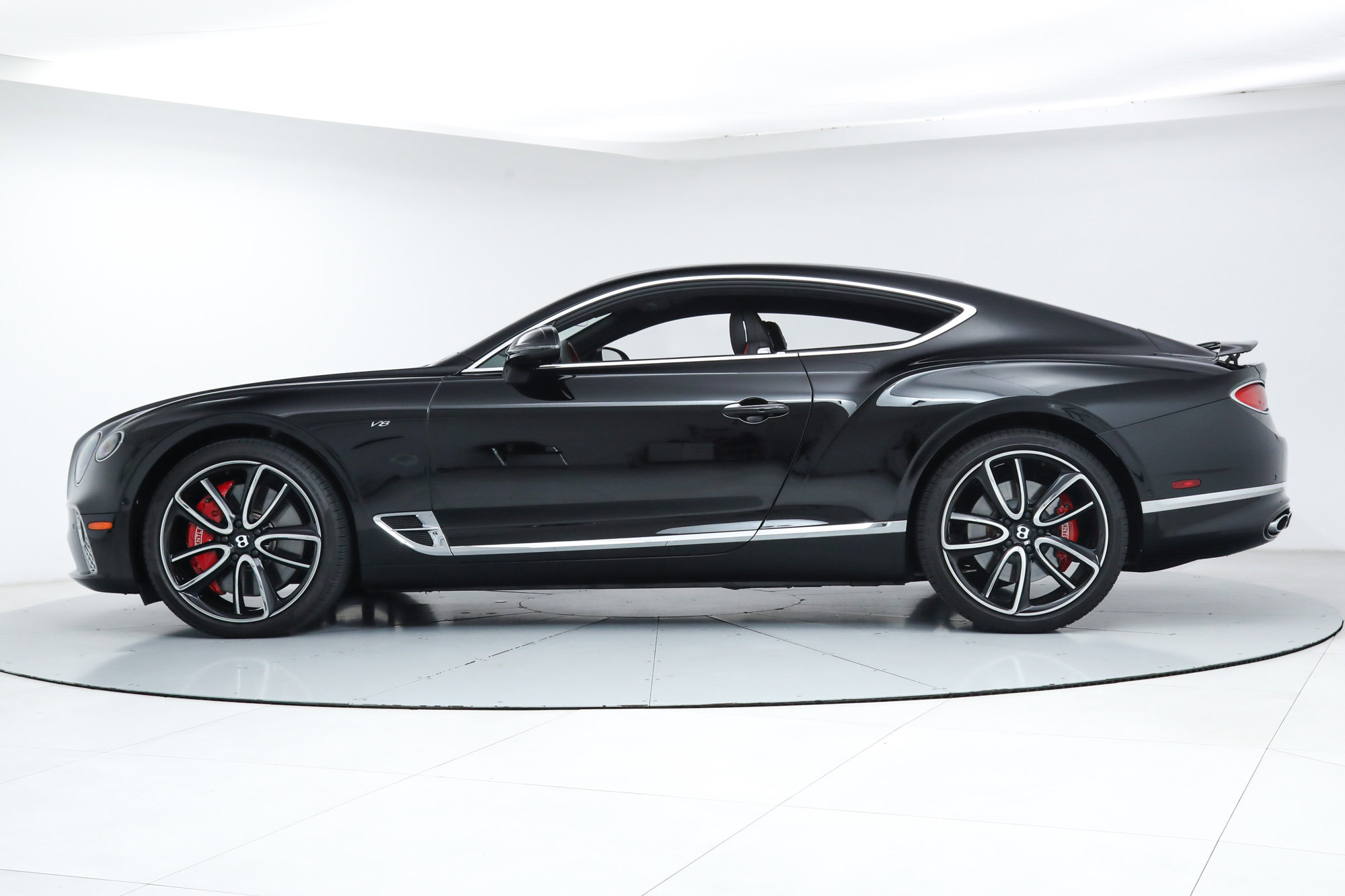 2022 Bentley Continental GT V8 photo 2