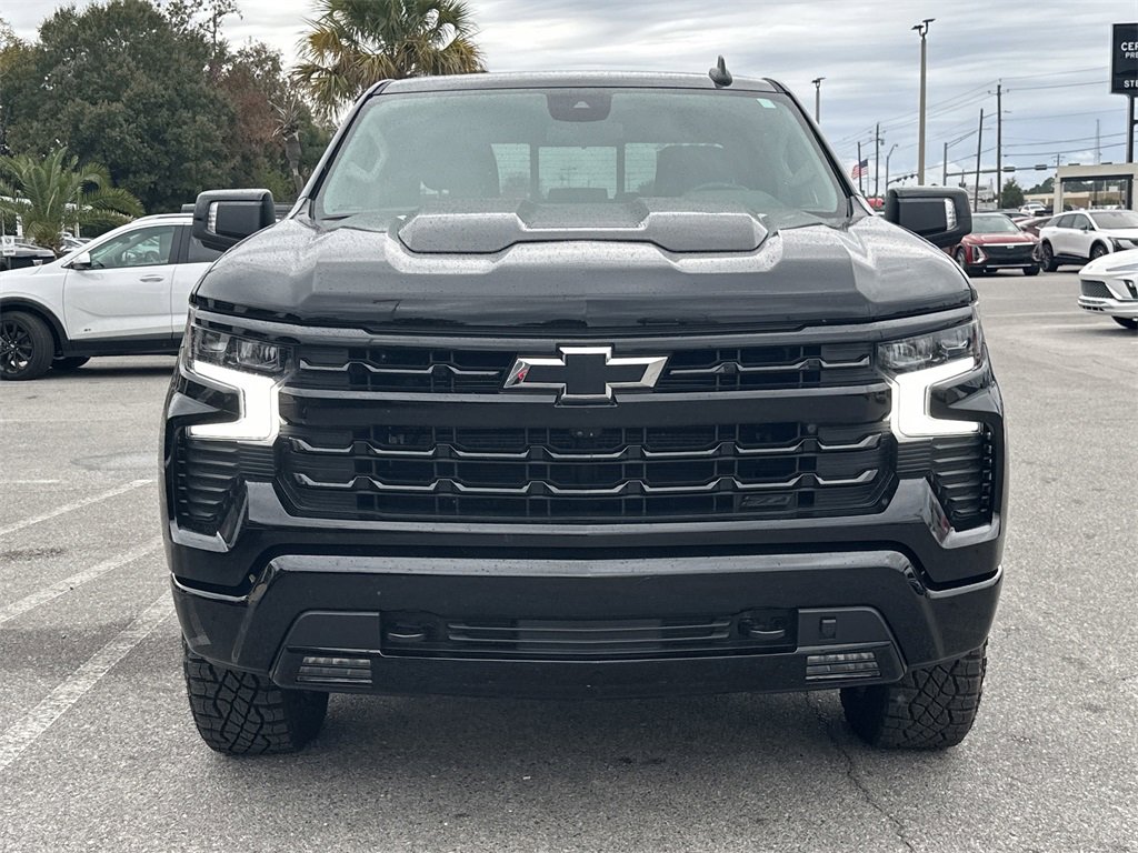 2023 Chevrolet Silverado 1500 LT Trail Boss photo 3