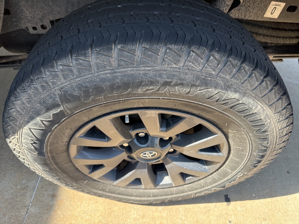2021 Toyota Tacoma SR5 photo 10