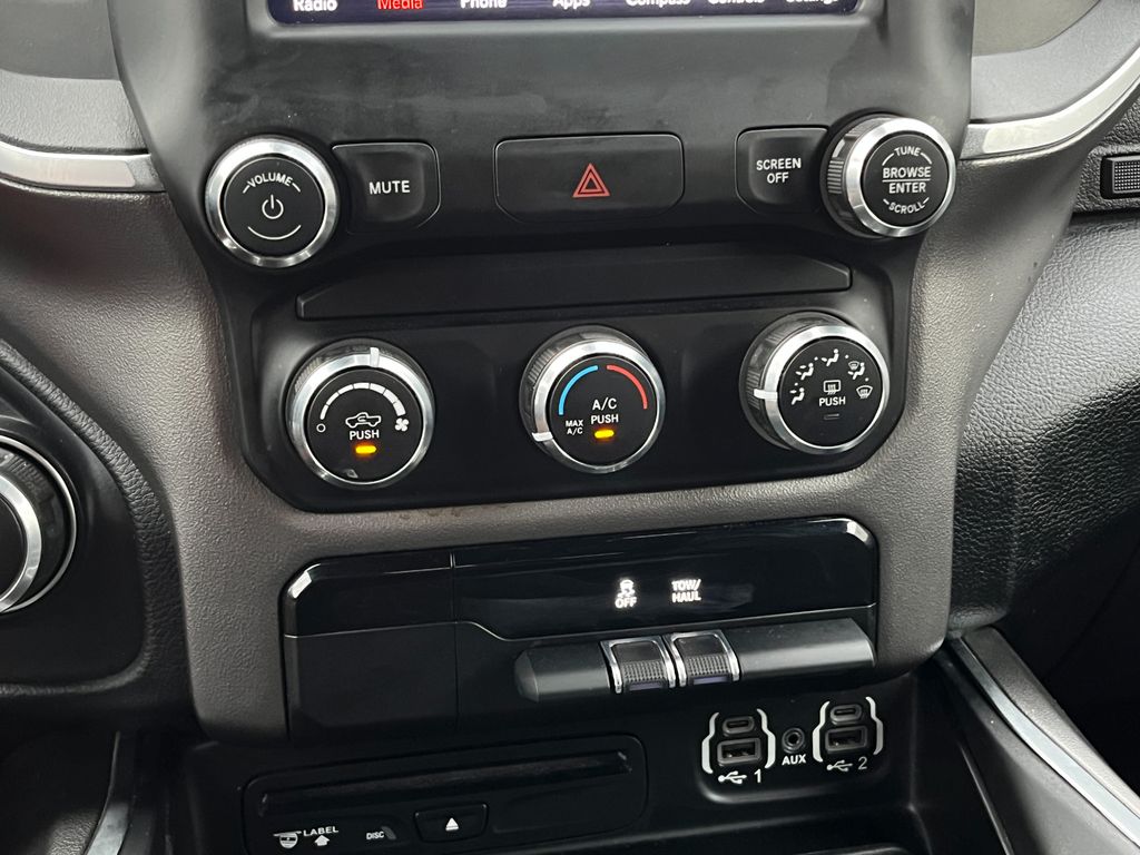 2019 Ram 1500 Big Horn Lone Star photo 25