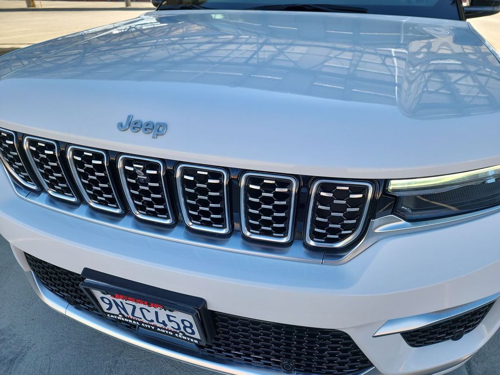 2024 Jeep Grand Cherokee Summit Reserve photo 31