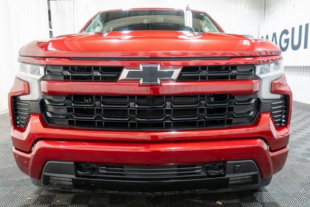 2023 Chevrolet Silverado 1500 RST photo 2