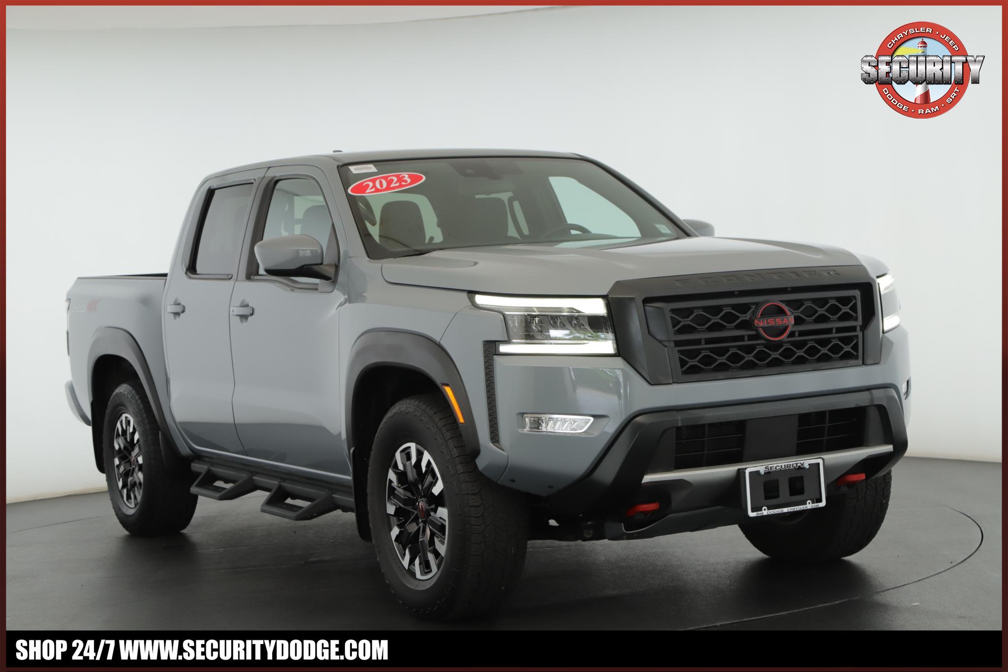 2023 Nissan Frontier PRO-4X's photo