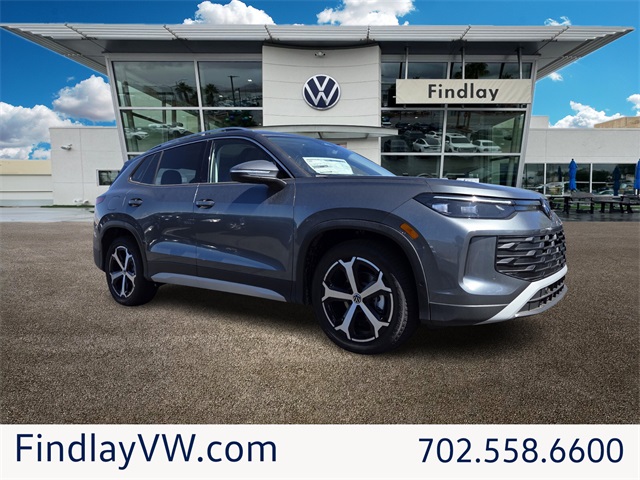 2025 Volkswagen Tiguan SE's photo