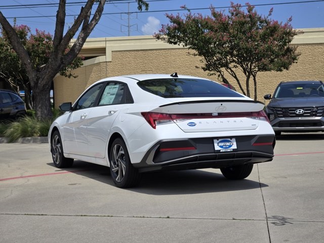2025 Hyundai Elantra Hybrid SEL Sport photo 3