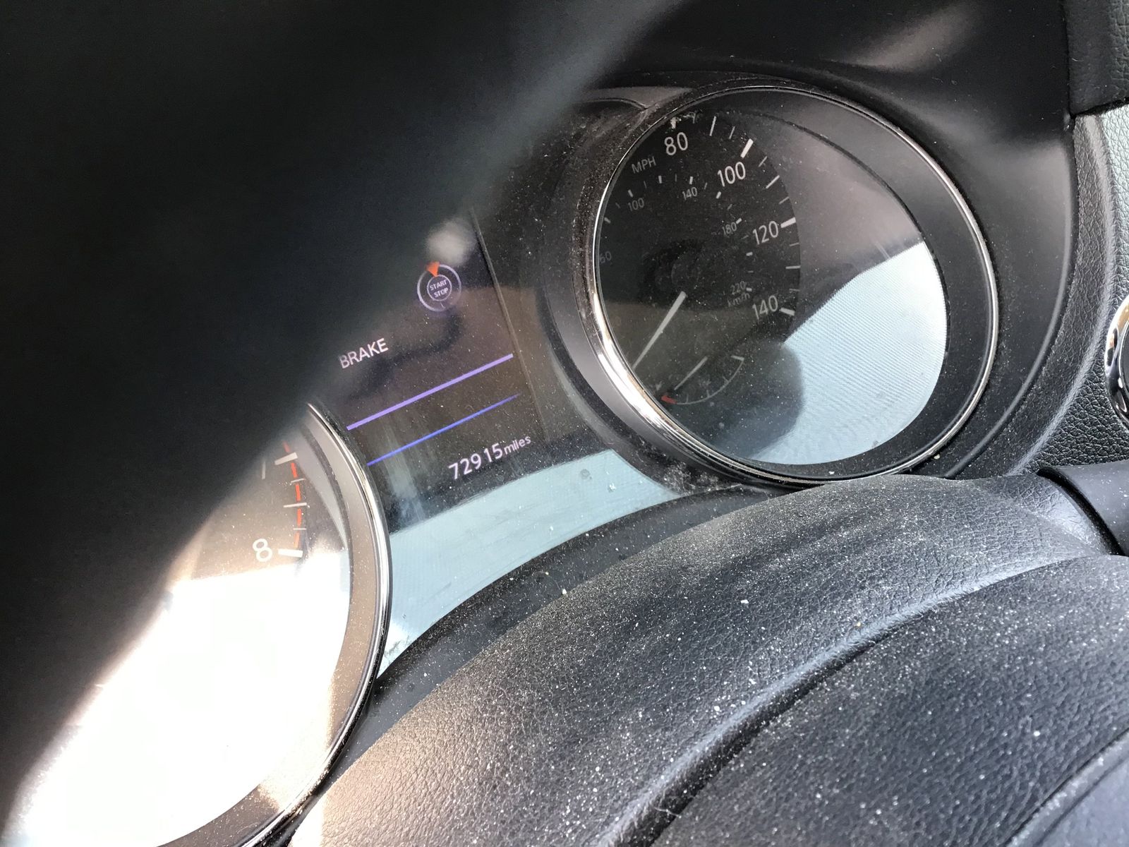 2019 Nissan Rogue SV photo 3