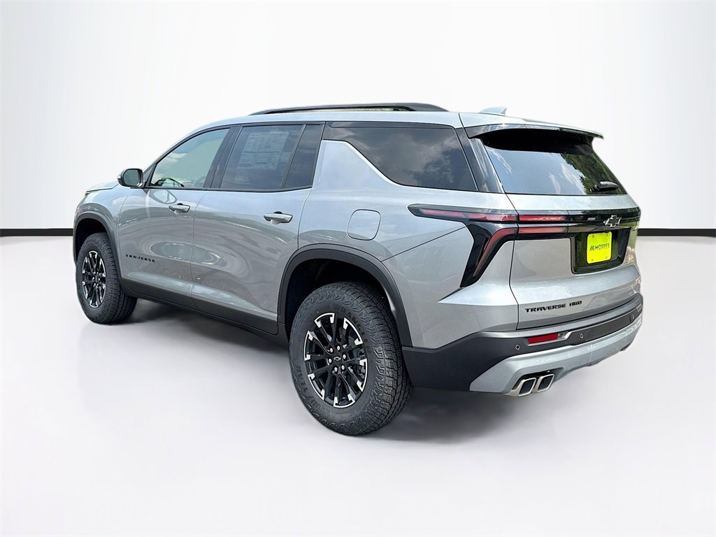 2026 Chevrolet Traverse Z71 photo 7