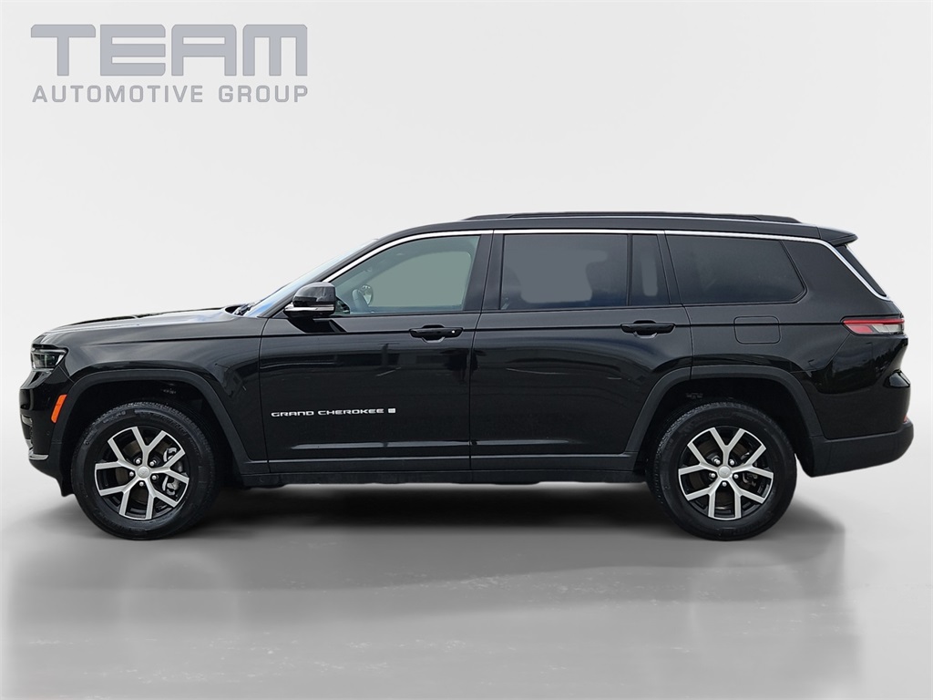 2024 Jeep Grand Cherokee Limited photo 2