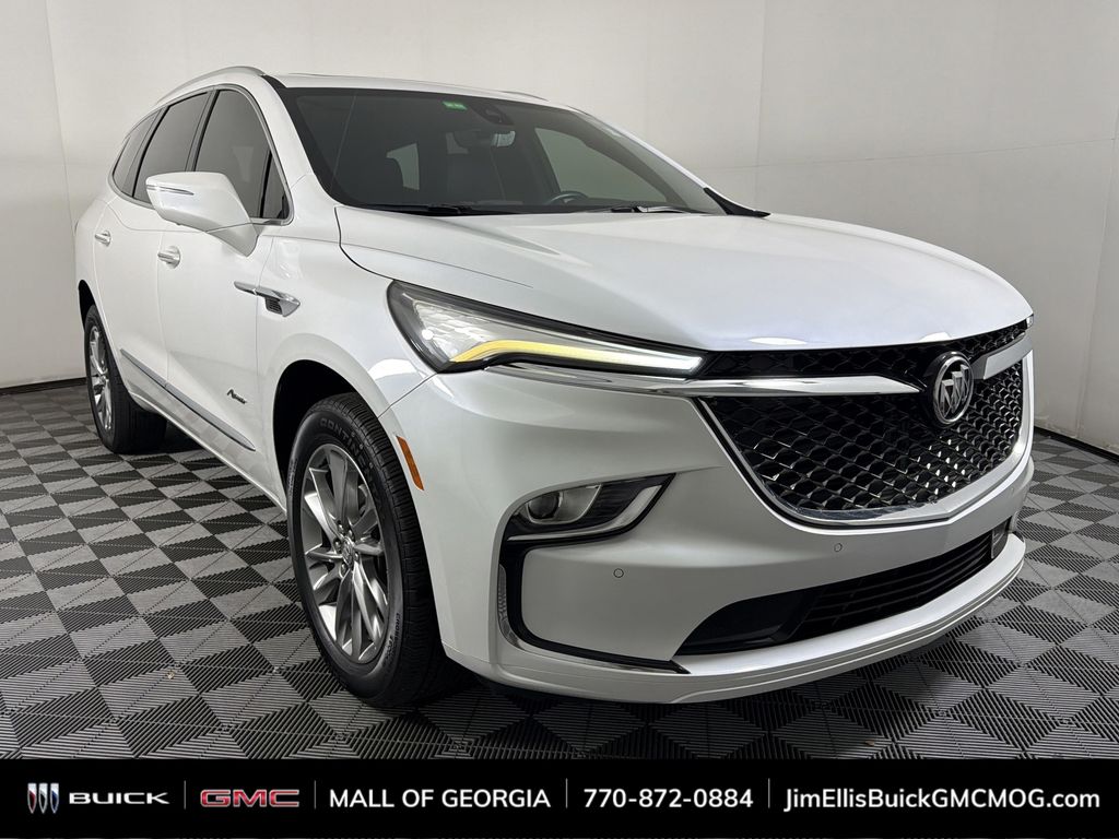 2023 Buick Enclave Avenir's photo