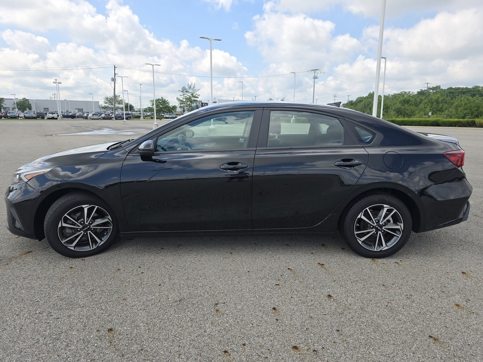 2023 Kia Forte LXS photo 14