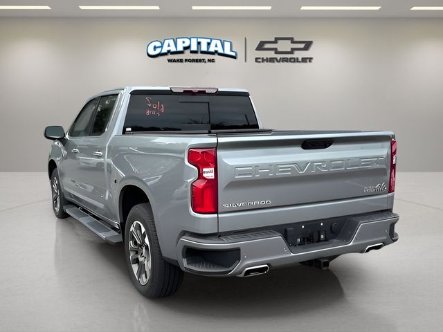 2024 Chevrolet Silverado 1500 High Country photo 3
