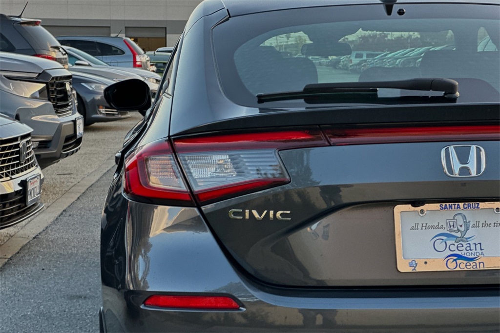 2025 Honda Civic Hatchback Sport photo 22