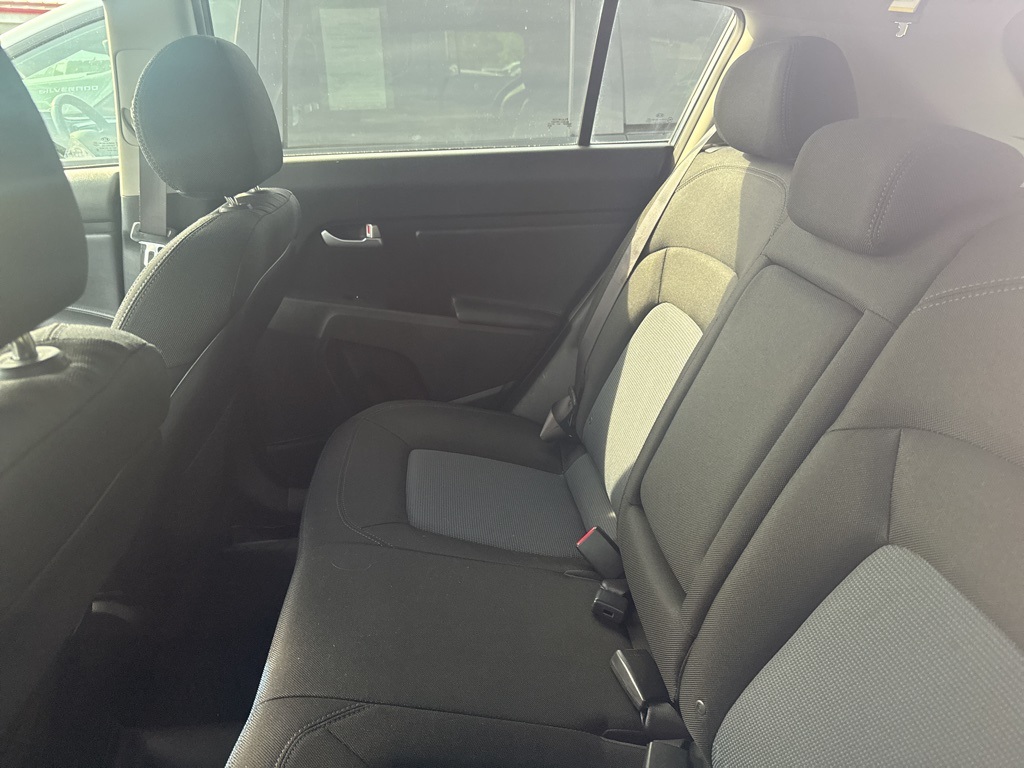 2015 Kia Sportage LX photo 12