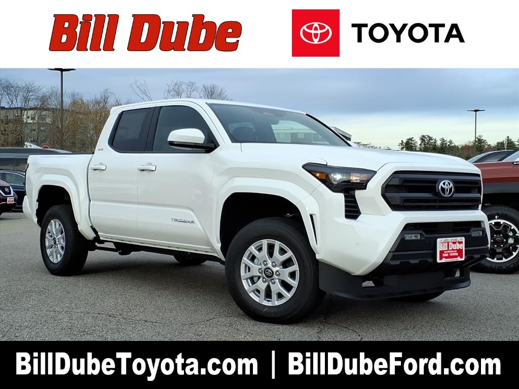 2025 Toyota Tacoma SR5's photo