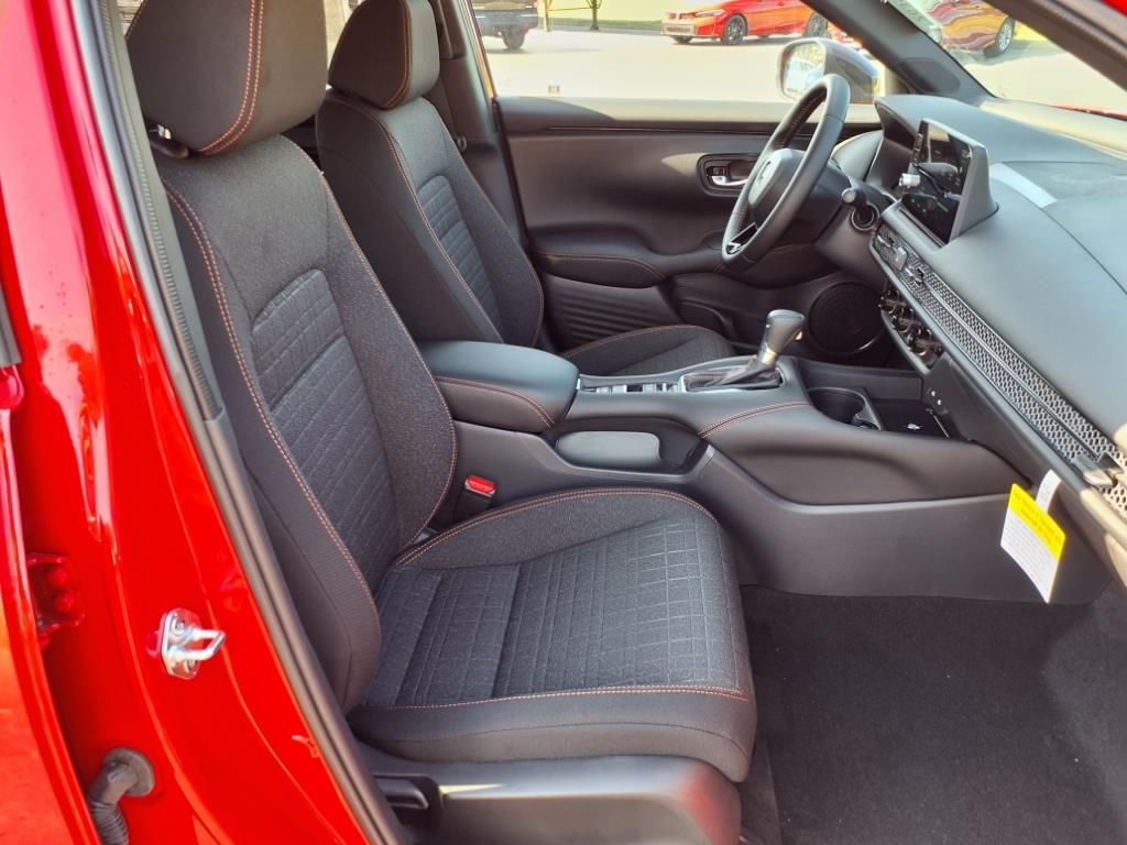 2026 Honda HR-V Sport photo 14