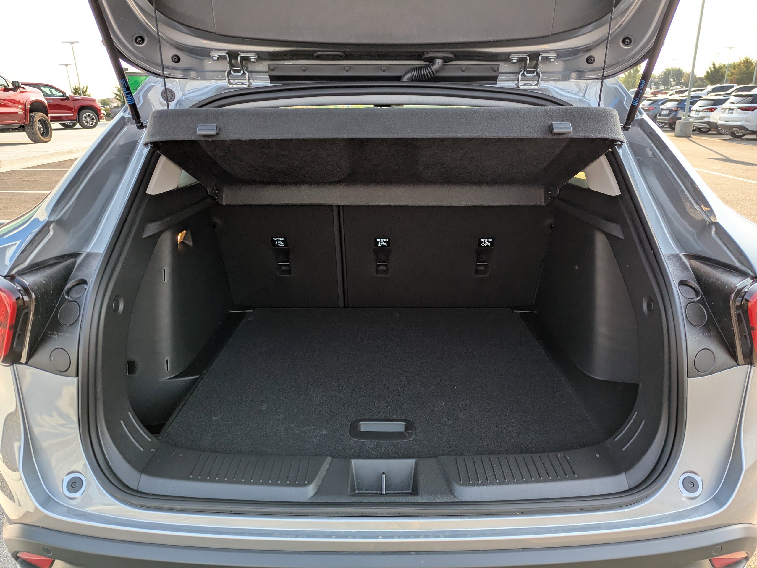 2025 Chevrolet Trax LT photo 28