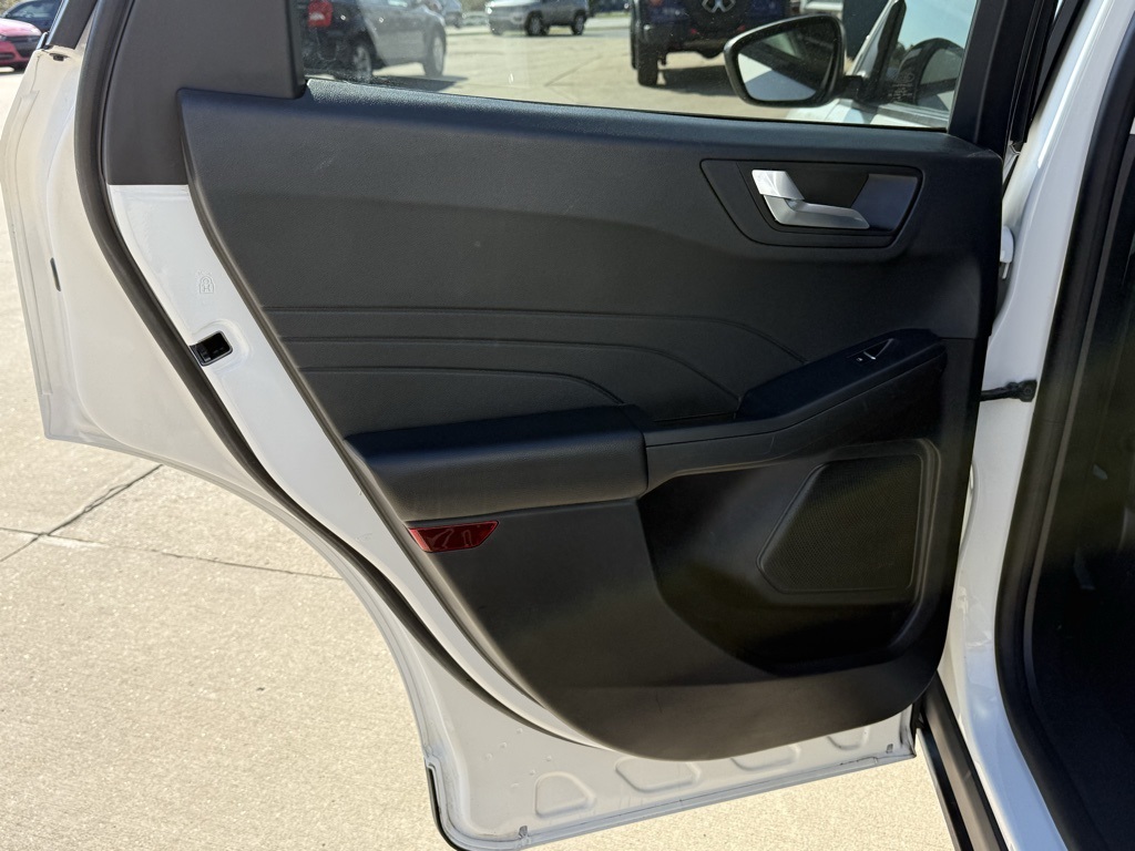 2022 Ford Escape SEL photo 14