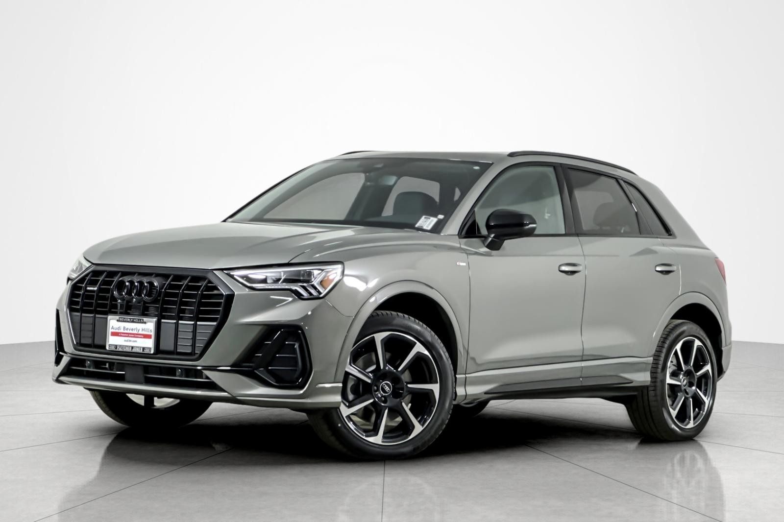 2025 Audi Q3 S Line Premium Plus's photo
