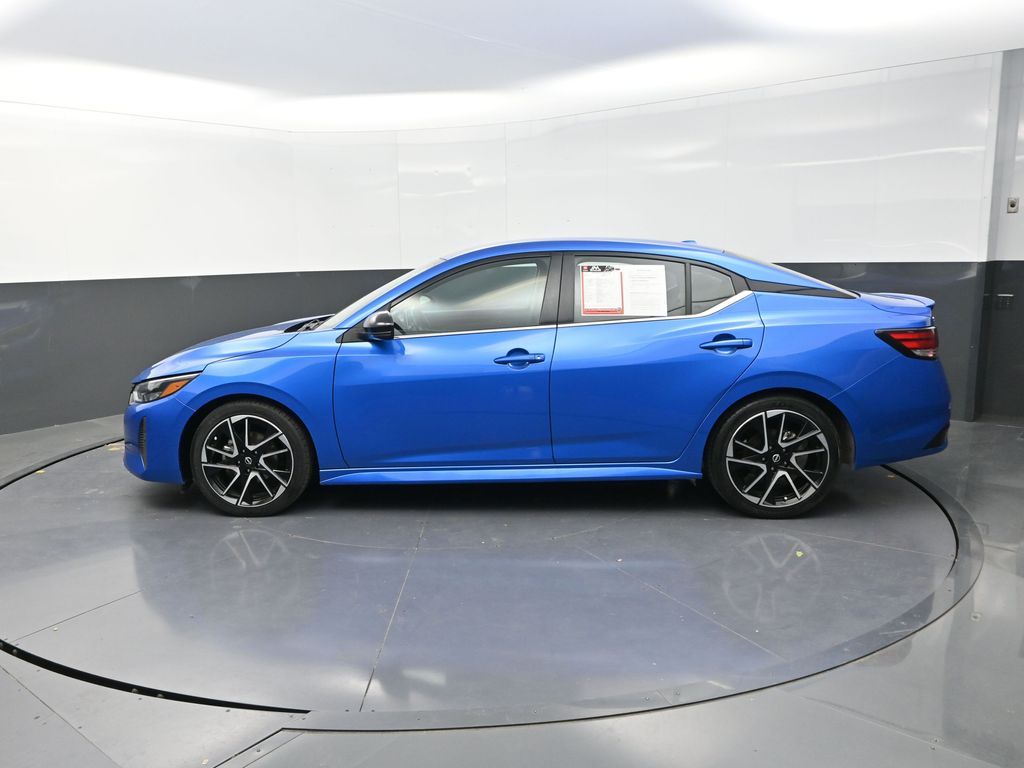 2024 Nissan Sentra SR photo 4