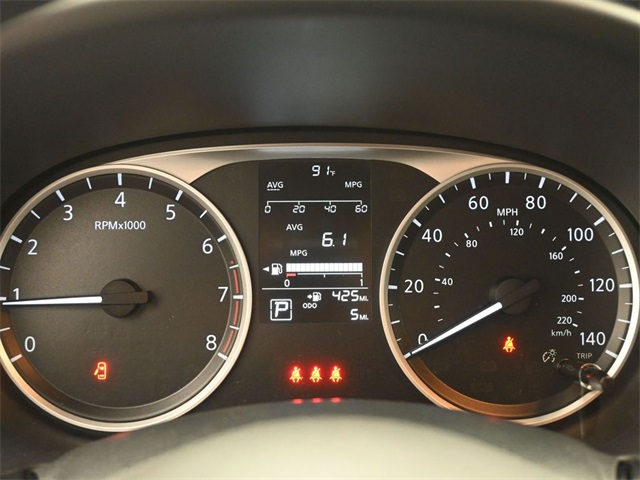 2025 Nissan Kicks Play S photo 3