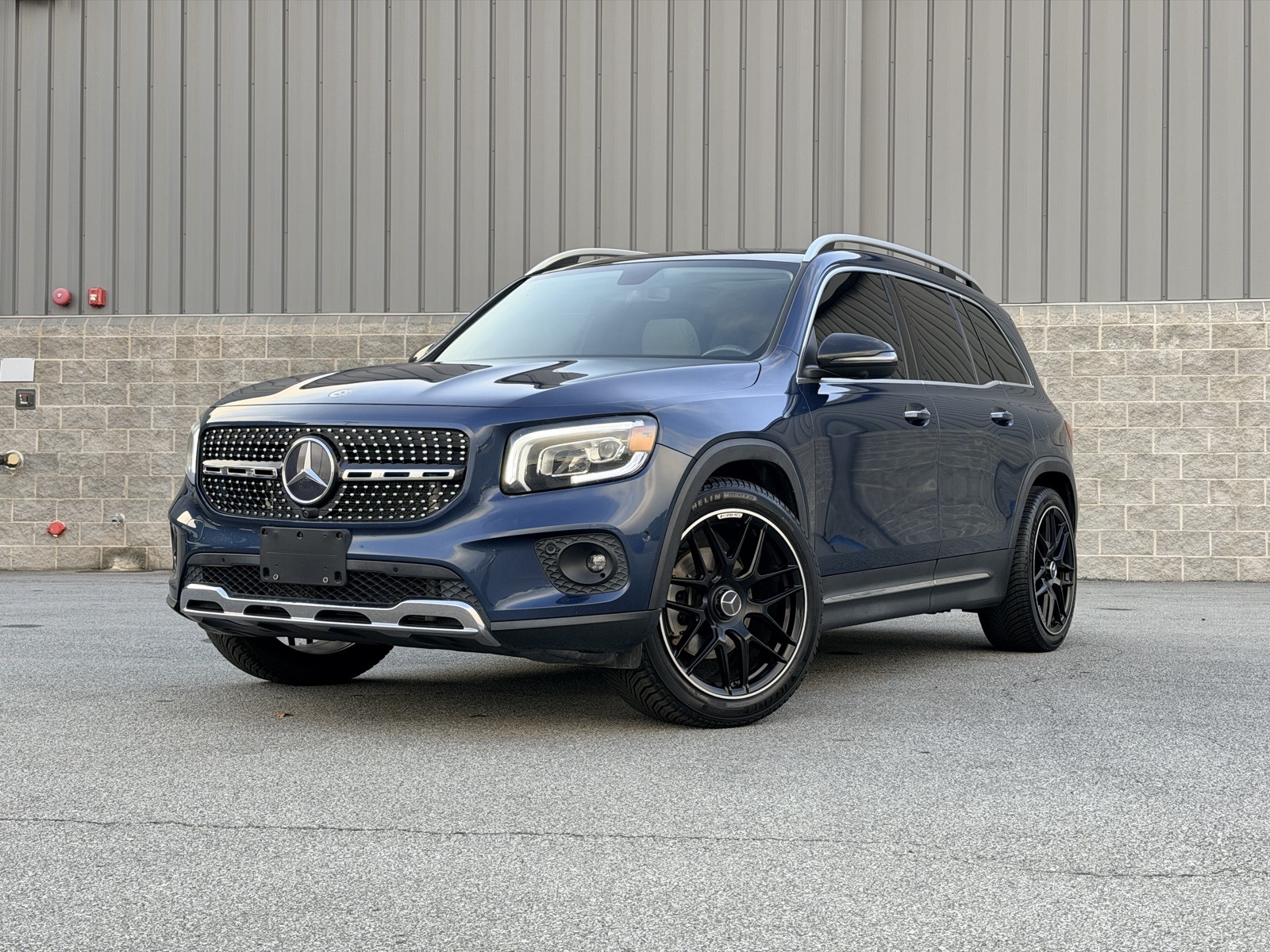 2020 Mercedes-Benz GLB Base's photo