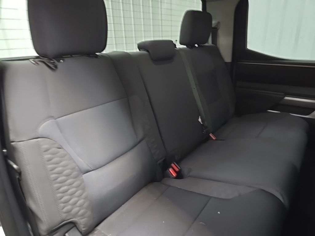 2022 Toyota Tundra SR5 photo 16