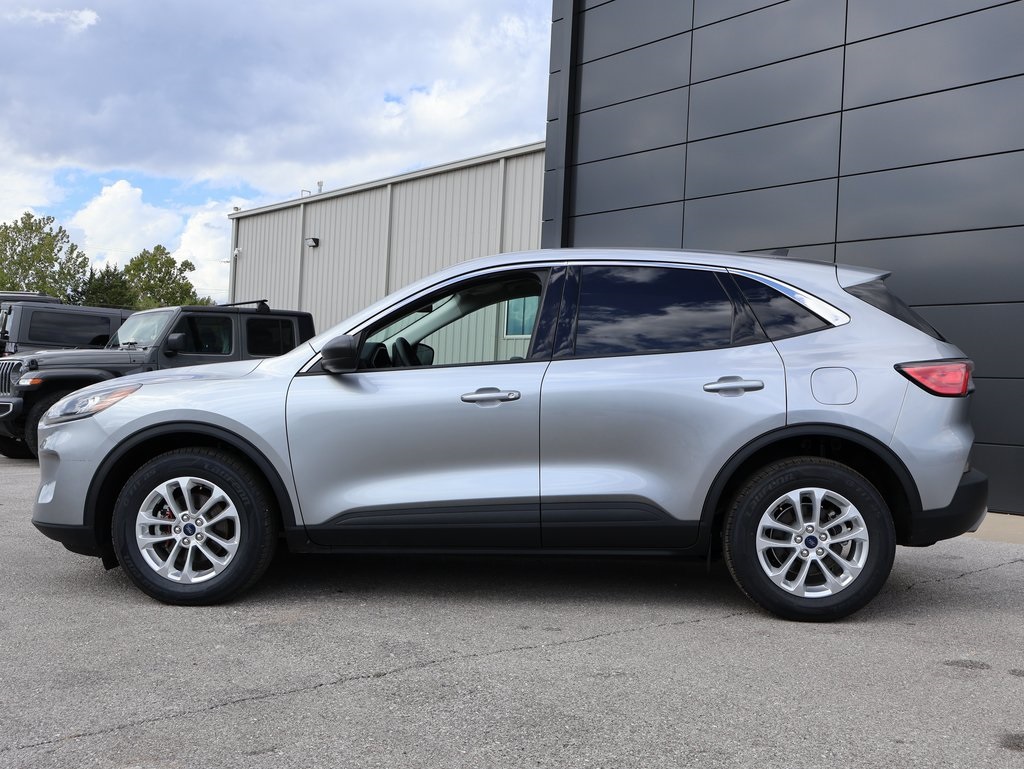 Used 2022 Ford Escape SE with VIN 1FMCU9G66NUA99211 for sale in Ozark, MO