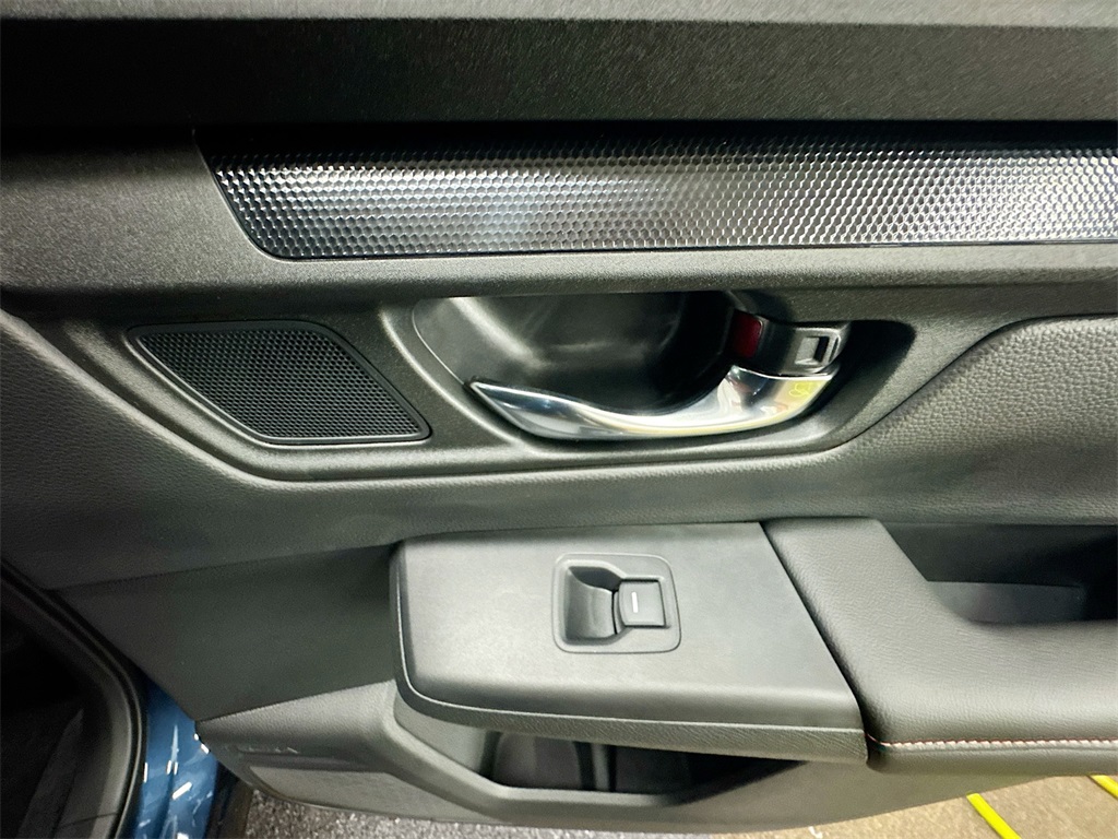 2026 Honda CR-V Hybrid photo 32
