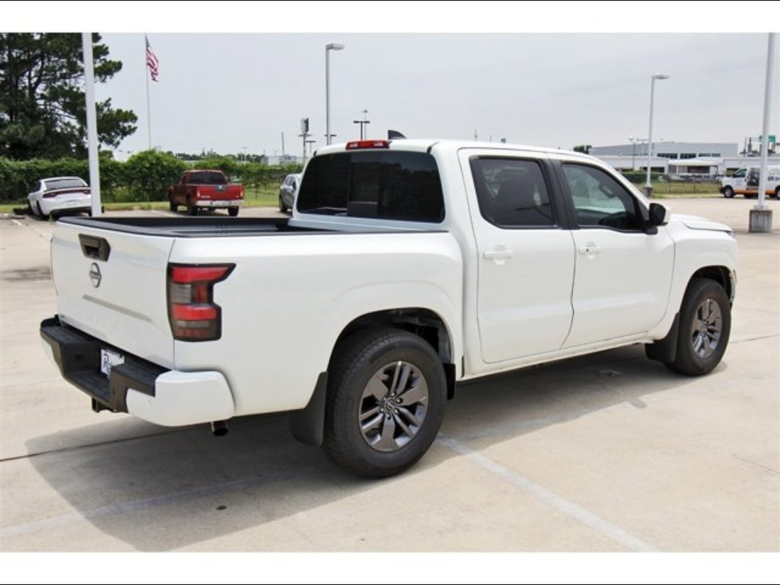 2025 Nissan Frontier Crew Cab SV White at Robbins Nissan