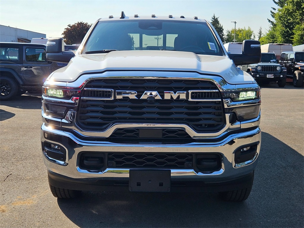 2026 Ram 3500 Tradesman photo 2