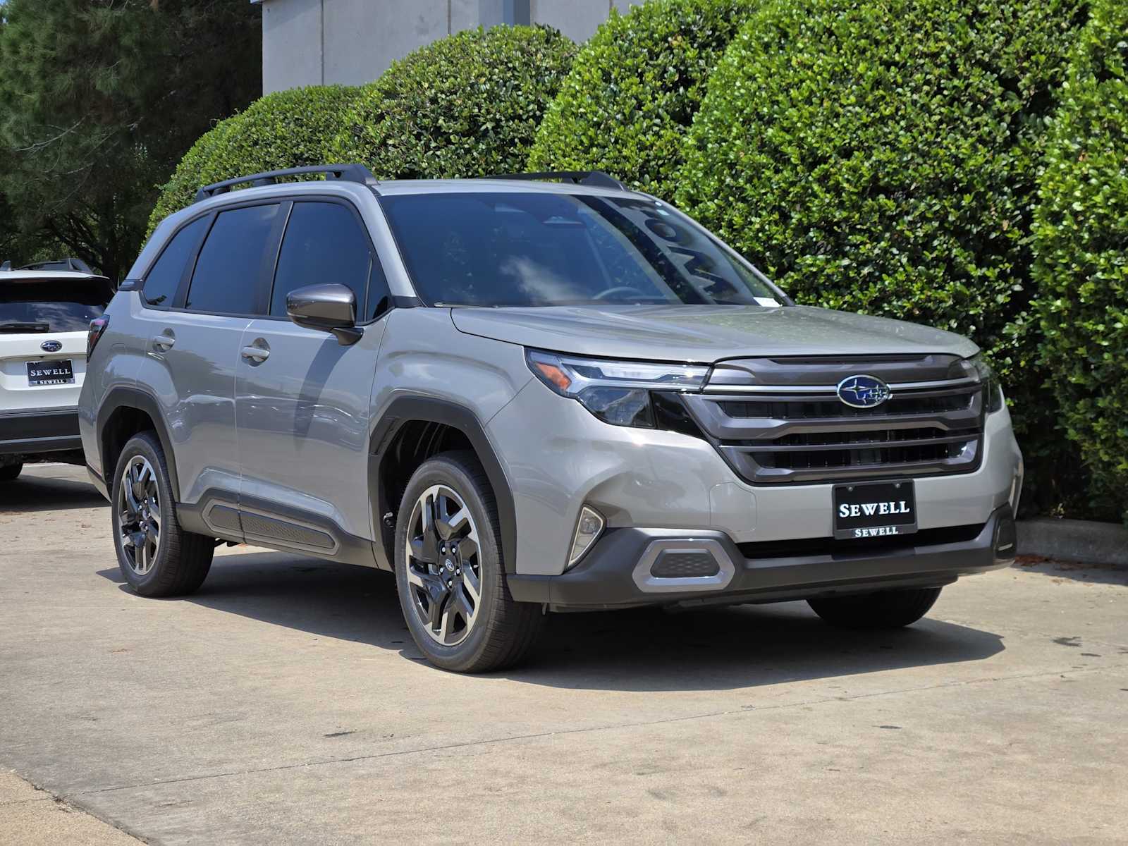 2025 Subaru Forester Limited photo 2