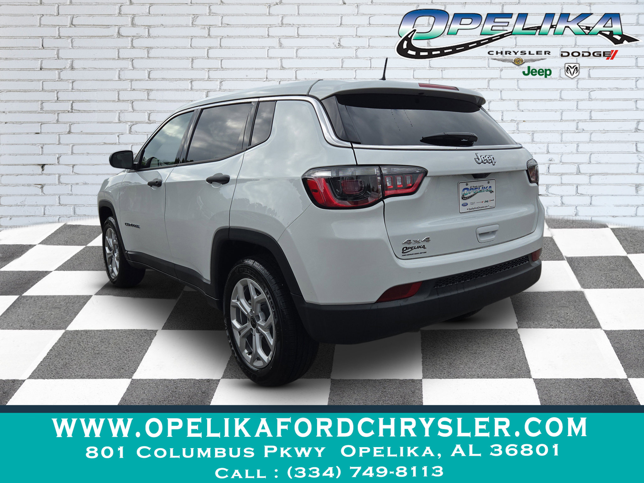 2025 Jeep Compass Sport photo 4