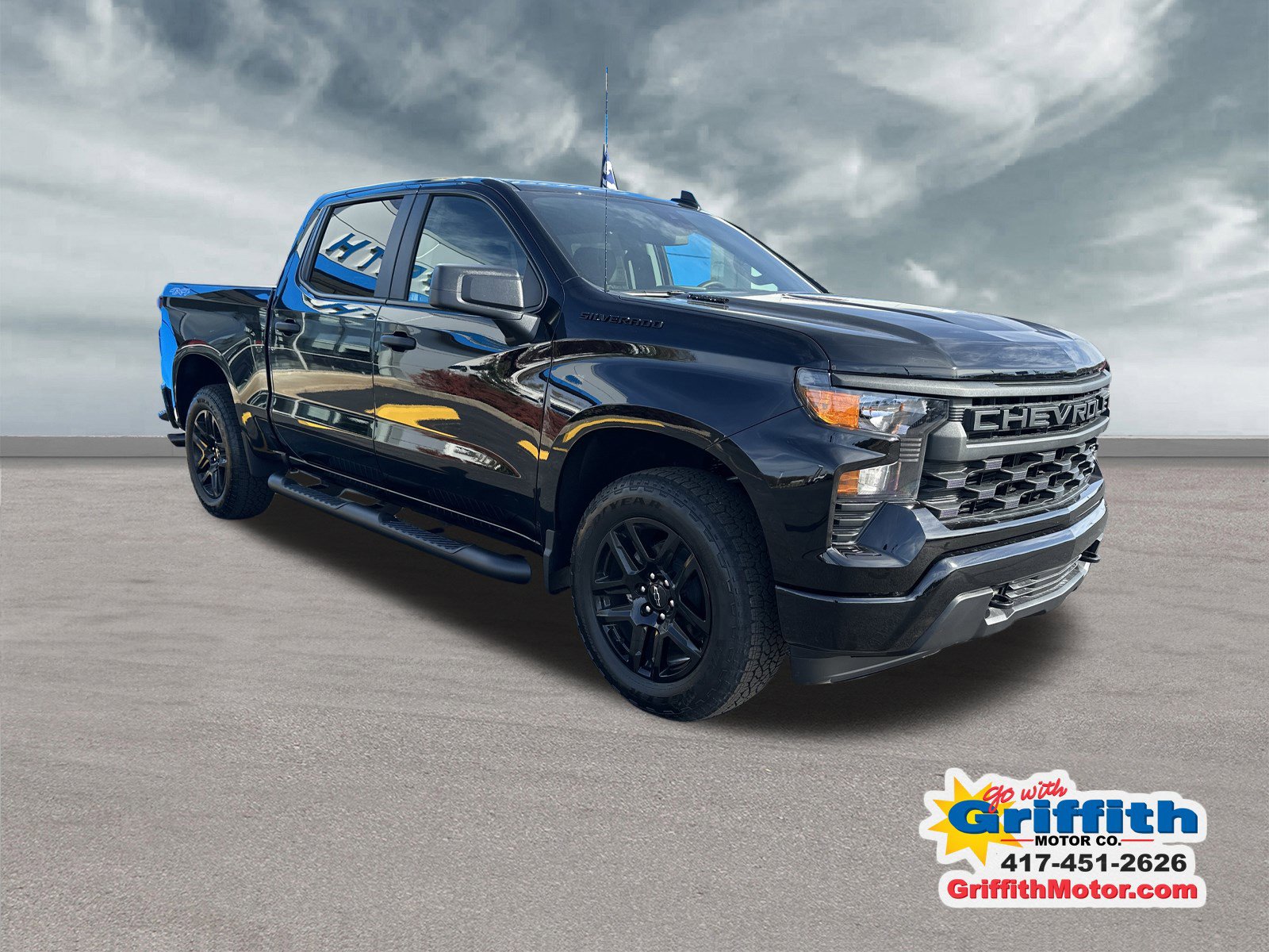 2026 Chevrolet Silverado 1500 Custom photo 2