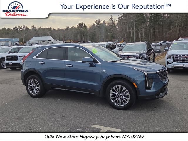 2024 Cadillac XT4 Luxury's photo