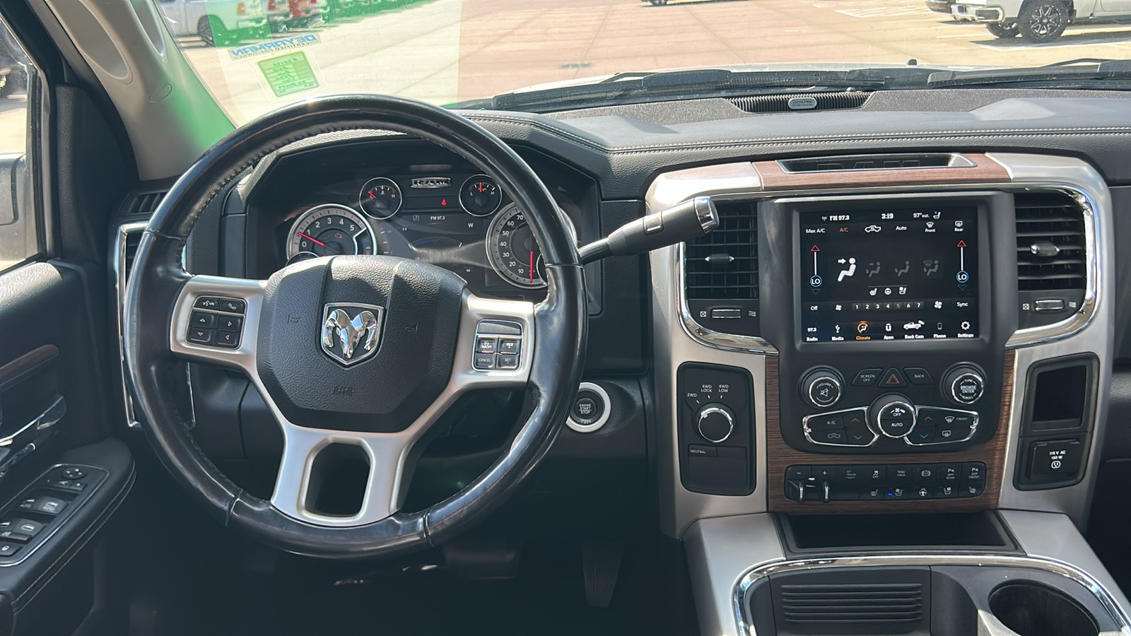 2018 Ram 2500 Laramie photo 13