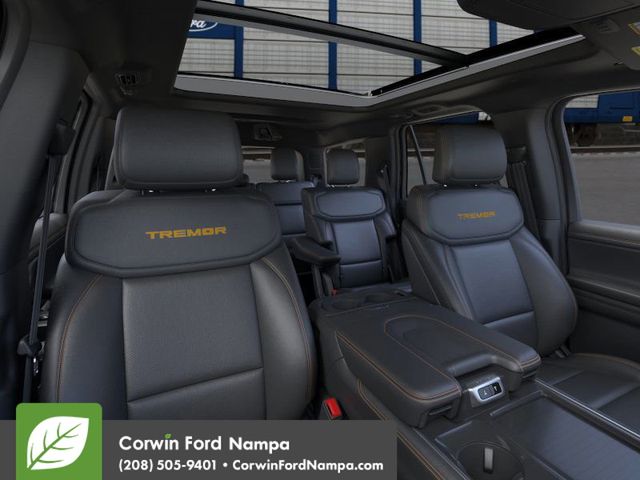 2025 Ford Expedition photo 10
