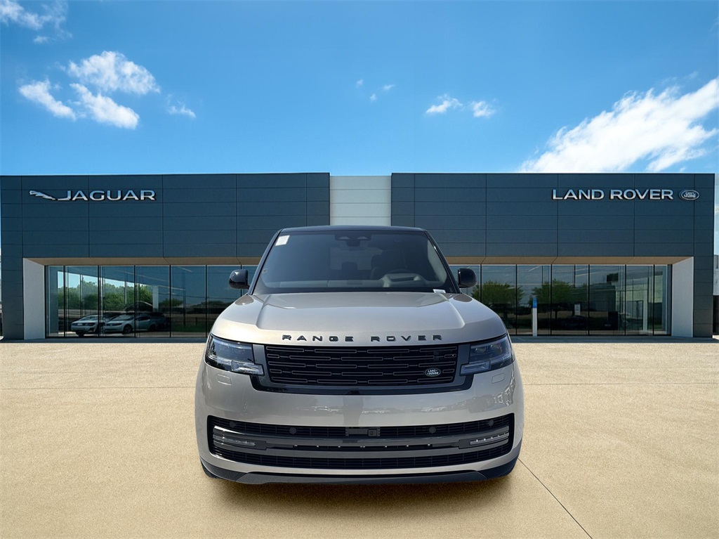 2025 Land Rover Range Rover SE photo 8