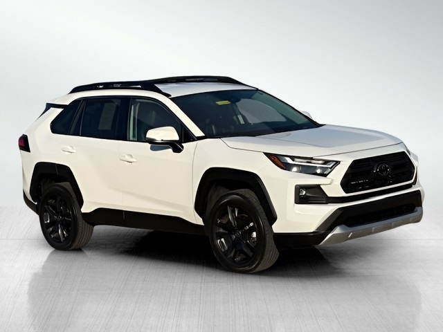 2023 Toyota RAV4 Adventure photo 3