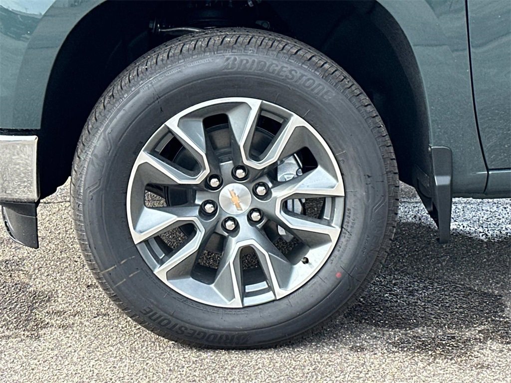 2025 Chevrolet Silverado 1500 LT photo 25