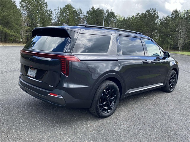 2025 Kia Carnival SX Prestige photo 3