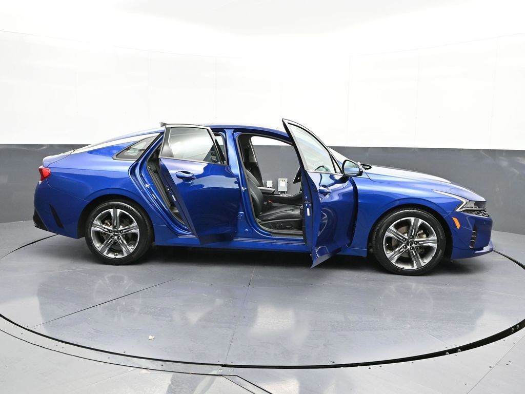 2022 Kia K5 EX photo 28