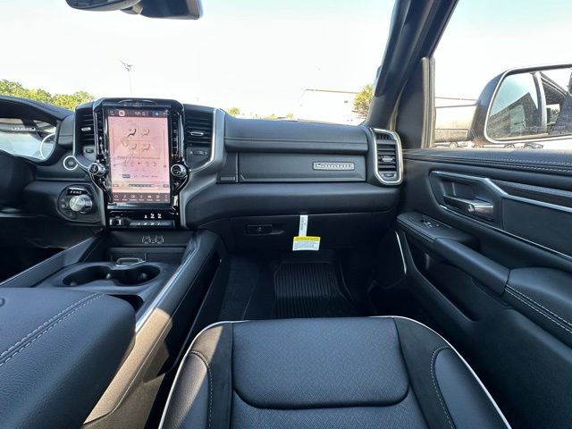 2026 Ram 1500 Laramie photo 29