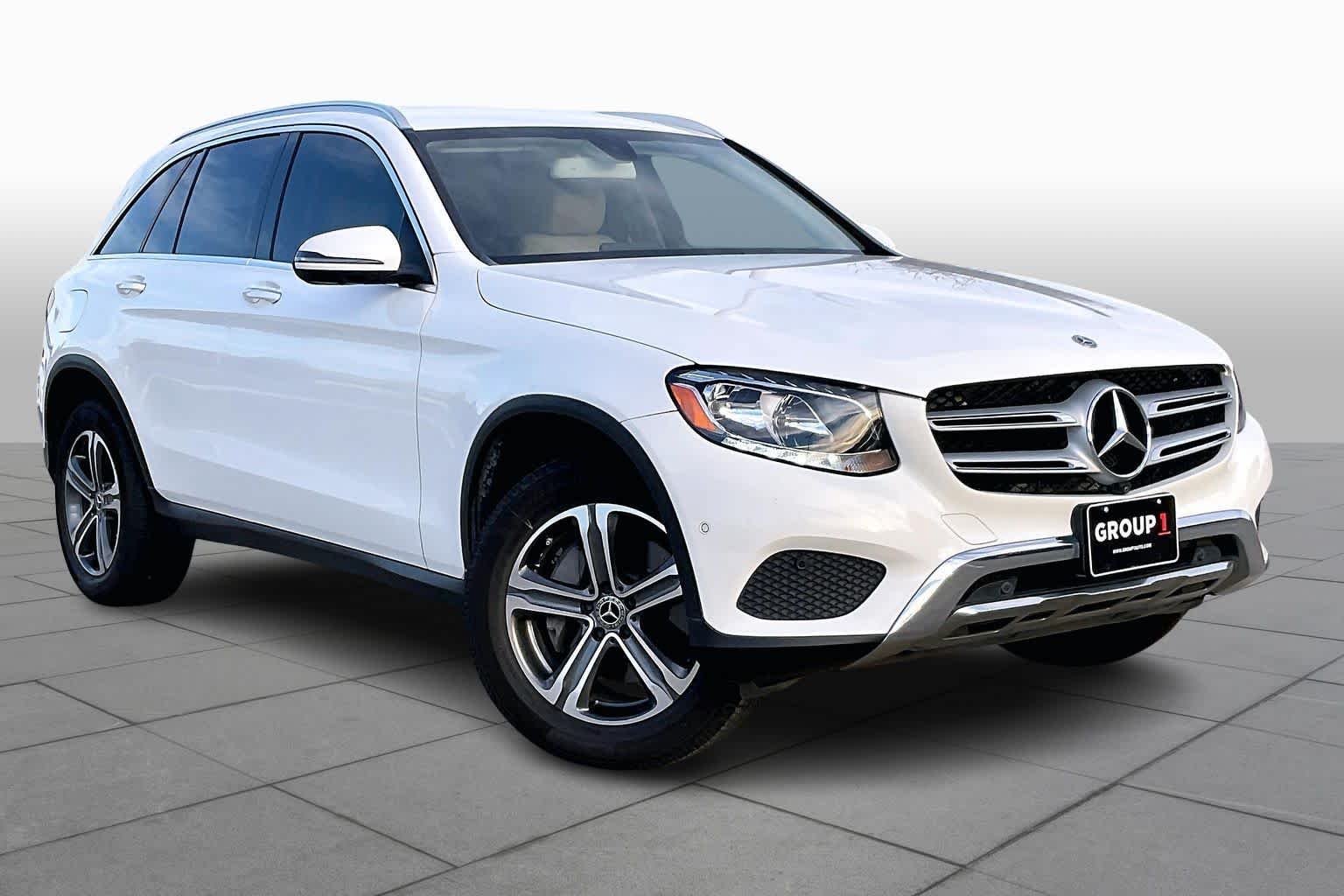 2019 Mercedes Benz GLC 300 photo 2