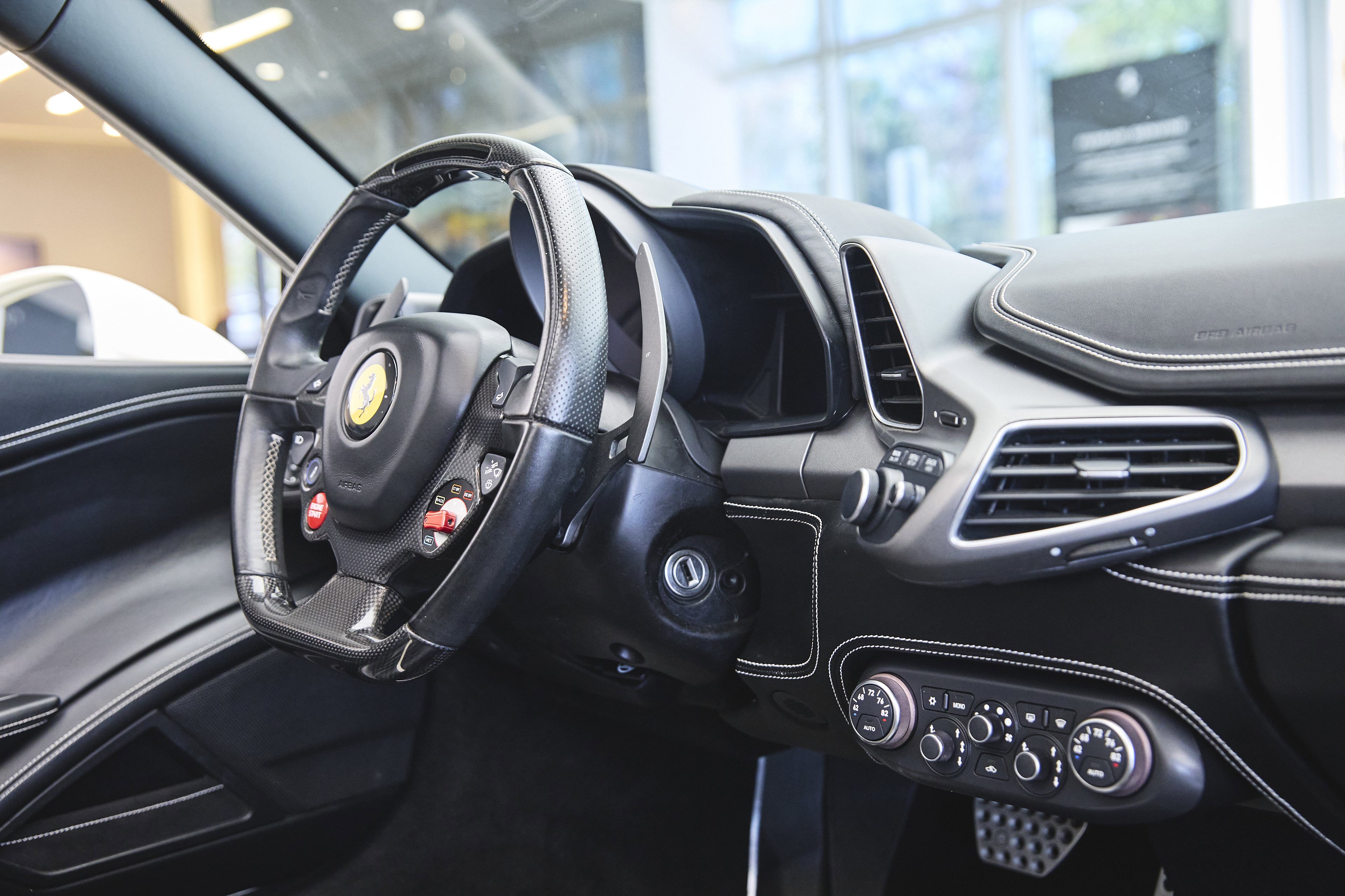 2015 Ferrari 458 Spider photo 28