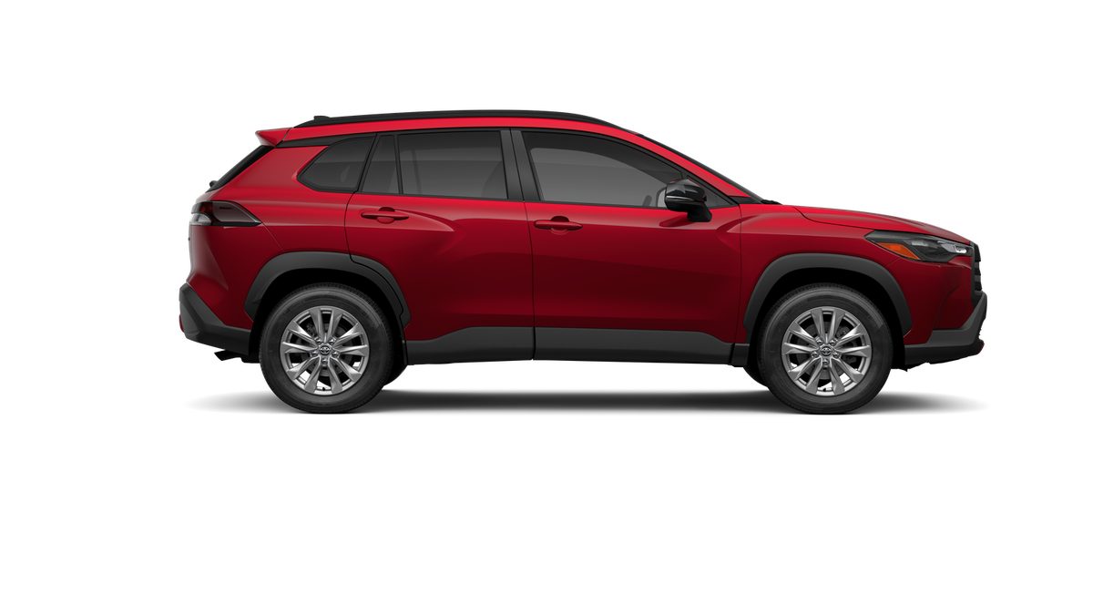 2026 Toyota Corolla Cross LE photo 12