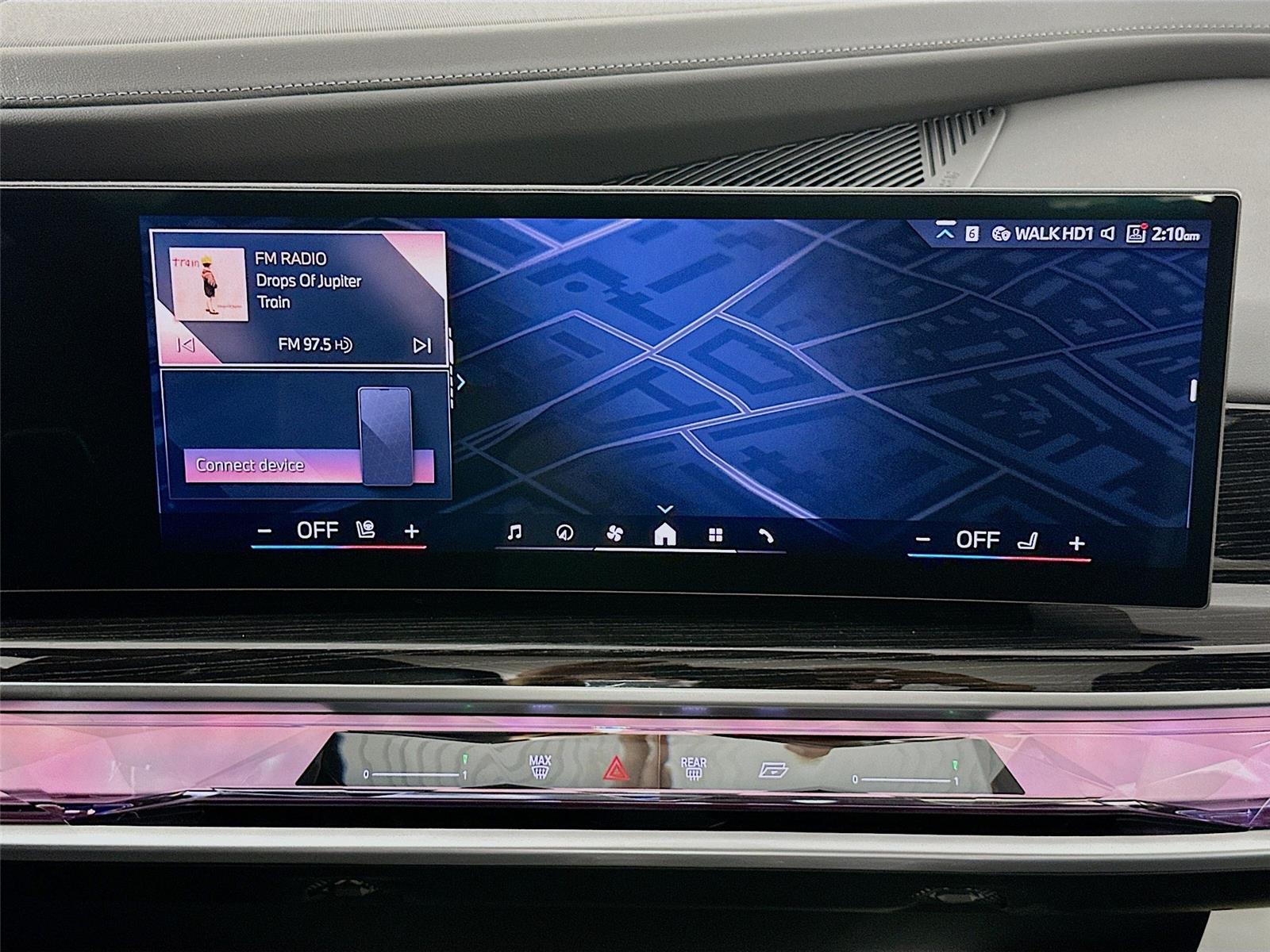 2026 Bmw 750e photo 13